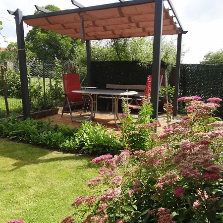 Апартаменты La Glycine